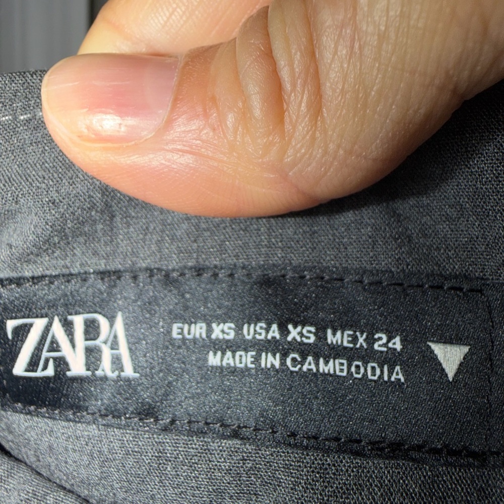 Zara Dark Charcoal Pleated Mini Skirt - Picture 4 of 8